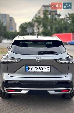 Внедорожник / Кроссовер Nissan Qashqai 2024 в 