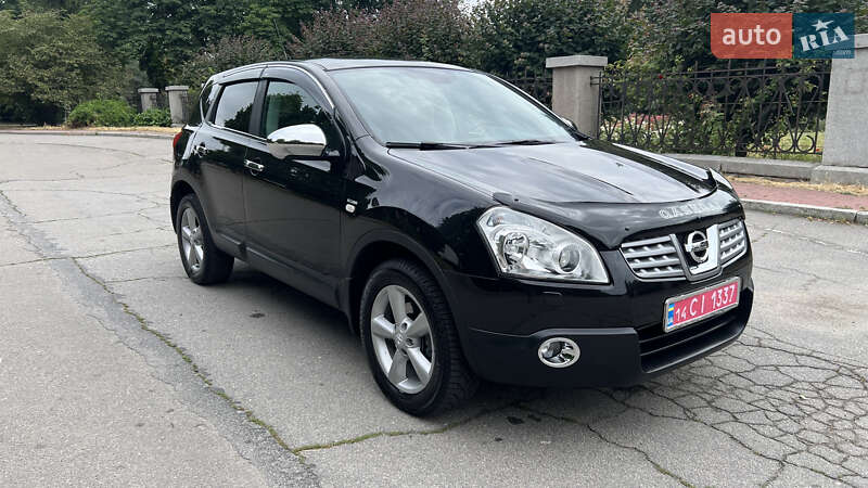 Внедорожник / Кроссовер Nissan Qashqai 2010 в Умани