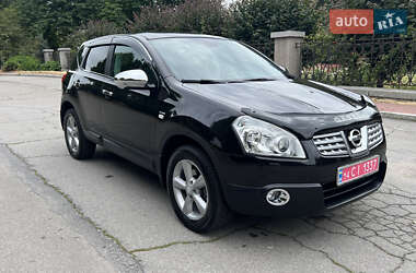 Внедорожник / Кроссовер Nissan Qashqai 2010 в 