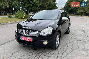 Внедорожник / Кроссовер Nissan Qashqai 2010 в 