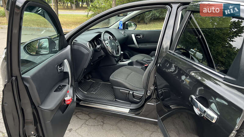 Внедорожник / Кроссовер Nissan Qashqai 2010 в Умани