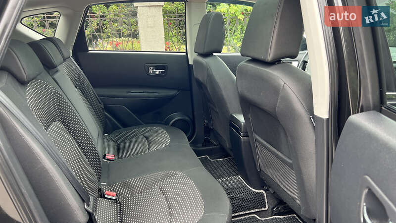 Внедорожник / Кроссовер Nissan Qashqai 2010 в Умани