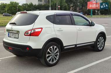 Внедорожник / Кроссовер Nissan Qashqai 2013 в 