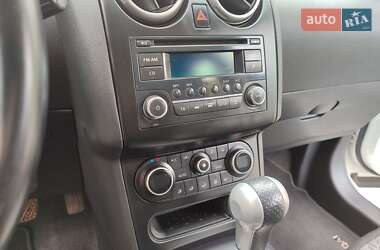Внедорожник / Кроссовер Nissan Qashqai 2013 в 