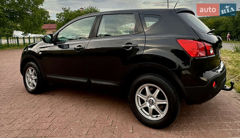 Позашляховик / Кросовер Nissan Qashqai 2009 в Трускавці