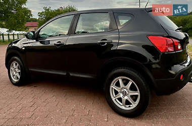 Внедорожник / Кроссовер Nissan Qashqai 2009 в 