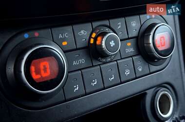 Внедорожник / Кроссовер Nissan Qashqai 2012 в 
