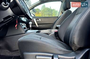 Внедорожник / Кроссовер Nissan Qashqai 2012 в 