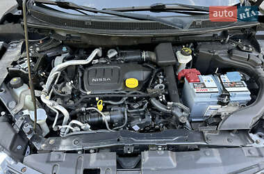 Внедорожник / Кроссовер Nissan Qashqai 2015 в 