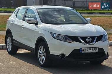 Внедорожник / Кроссовер Nissan Qashqai 2017 в Харькове