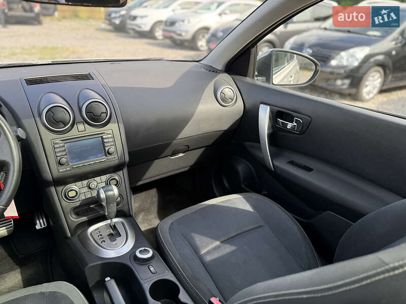 Внедорожник / Кроссовер Nissan Qashqai 2010 в Виннице