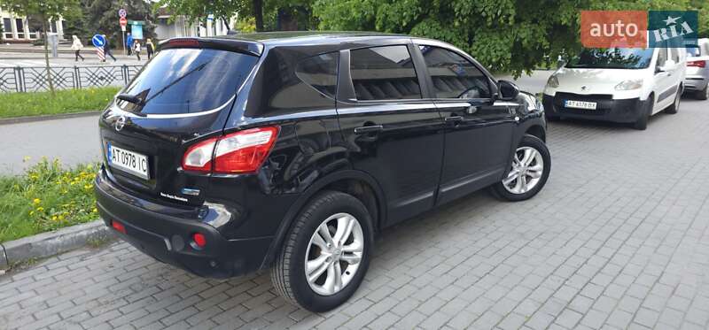 Внедорожник / Кроссовер Nissan Qashqai 2011 в Ивано-Франковске фото 2 Внедорожник / Кроссовер Nissan Qashqai 2011 в Ивано-Франковске