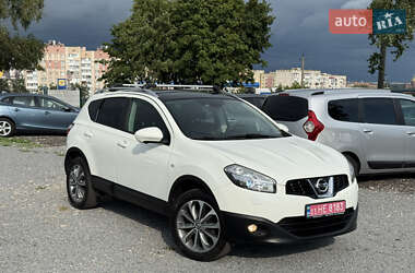 Позашляховик / Кросовер Nissan Qashqai 2012 в Рівному