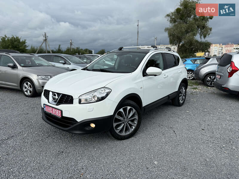 Внедорожник / Кроссовер Nissan Qashqai 2012 в Ровно
