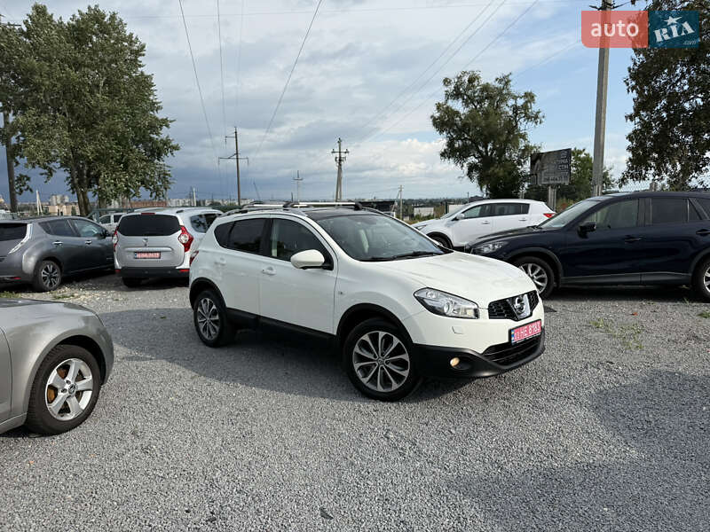Внедорожник / Кроссовер Nissan Qashqai 2012 в Ровно