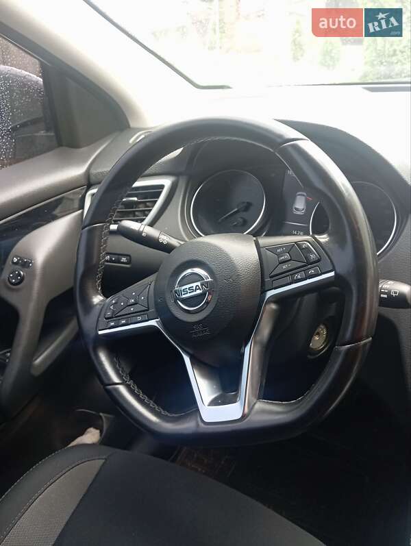 Внедорожник / Кроссовер Nissan Qashqai 2020 в Луцке