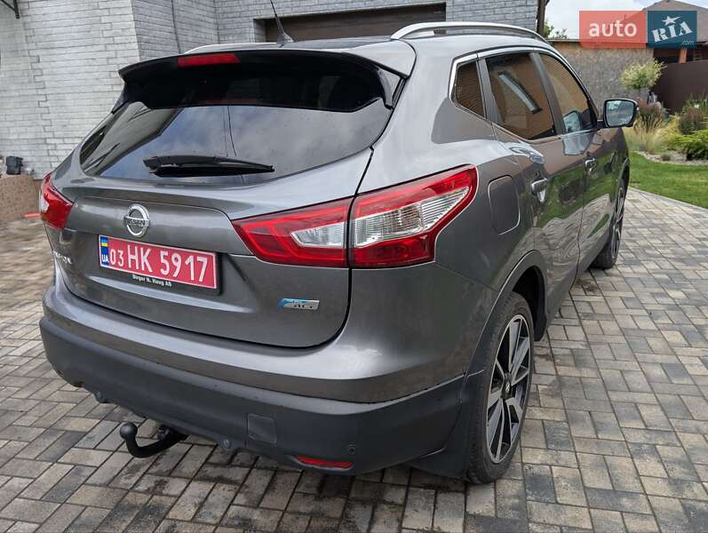 Внедорожник / Кроссовер Nissan Qashqai 2014 в Виннице