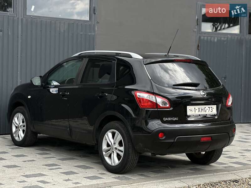Внедорожник / Кроссовер Nissan Qashqai 2011 в Ивано-Франковске