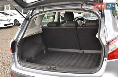 Внедорожник / Кроссовер Nissan Qashqai 2012 в 
