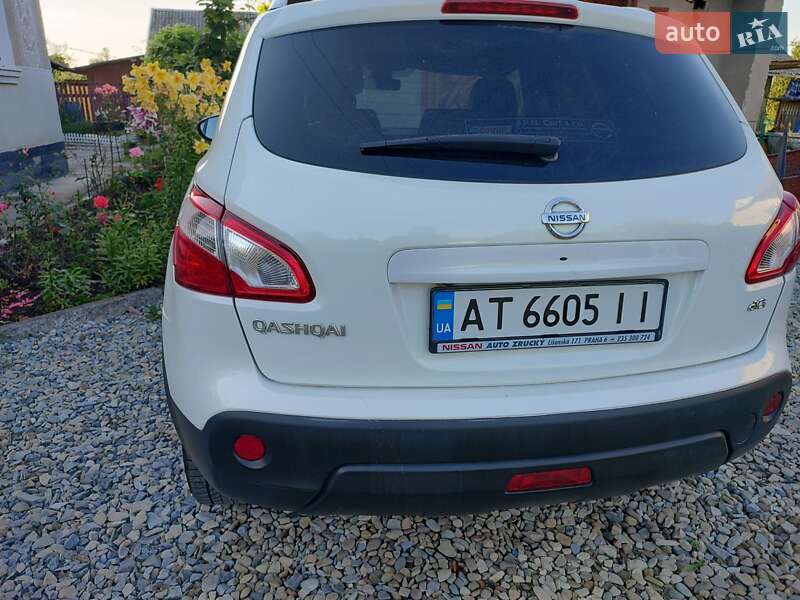Внедорожник / Кроссовер Nissan Qashqai 2013 в Калуше