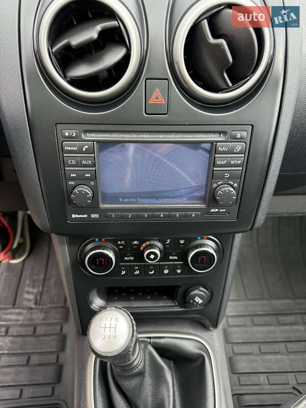 Внедорожник / Кроссовер Nissan Qashqai 2011 в Луцке