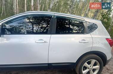Внедорожник / Кроссовер Nissan Qashqai 2008 в 