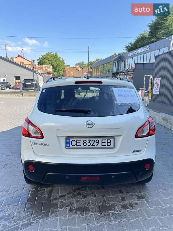 Позашляховик / Кросовер Nissan Qashqai 2013 в Чернівцях