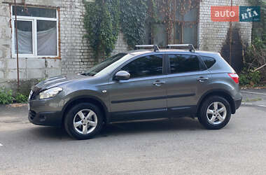 Внедорожник / Кроссовер Nissan Qashqai 2012 в Харькове