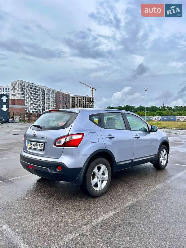 Внедорожник / Кроссовер Nissan Qashqai 2013 в Киеве