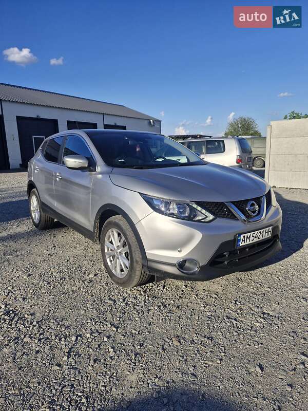 Внедорожник / Кроссовер Nissan Qashqai 2014 в Житомире