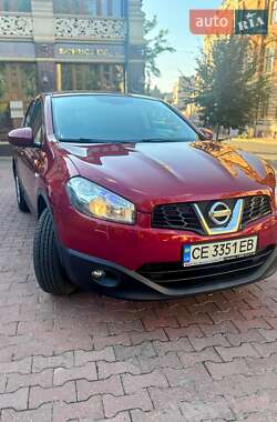 Внедорожник / Кроссовер Nissan Qashqai 2012 в 