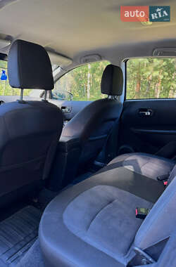 Внедорожник / Кроссовер Nissan Qashqai 2010 в 