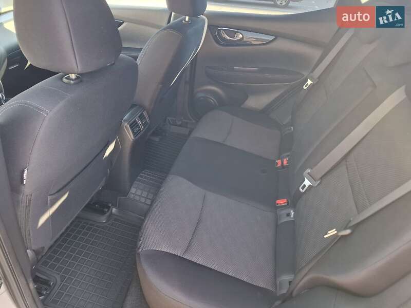 Внедорожник / Кроссовер Nissan Qashqai 2017 в Киеве