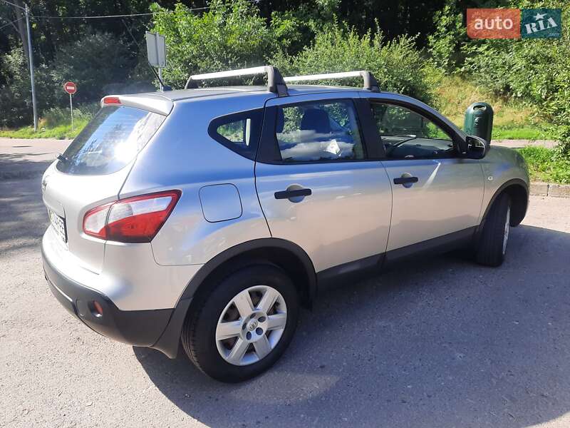 Внедорожник / Кроссовер Nissan Qashqai 2013 в Львове