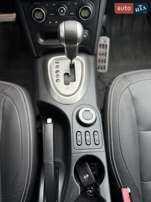 Внедорожник / Кроссовер Nissan Qashqai 2010 в Полтаве