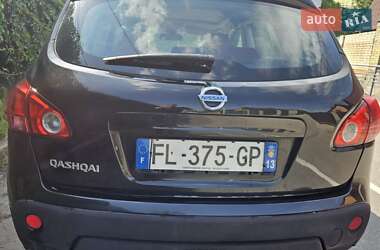 Внедорожник / Кроссовер Nissan Qashqai 2009 в 