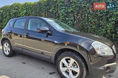 Внедорожник / Кроссовер Nissan Qashqai 2009 в 