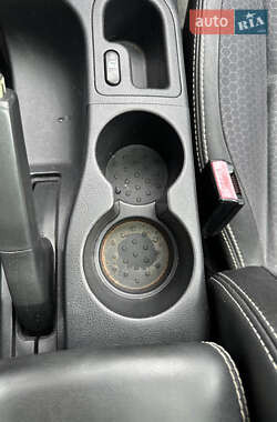 Внедорожник / Кроссовер Nissan Qashqai 2013 в 