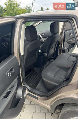 Позашляховик / Кросовер Nissan Qashqai 2011 в 