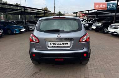 Позашляховик / Кросовер Nissan Qashqai 2011 в 