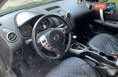 Внедорожник / Кроссовер Nissan Qashqai 2012 в 