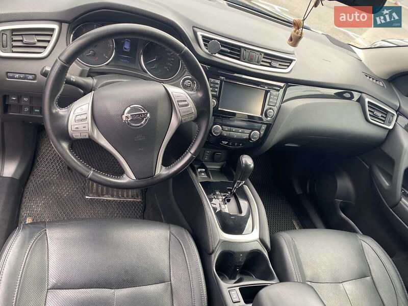 Позашляховик / Кросовер Nissan Qashqai 2017 в Києві