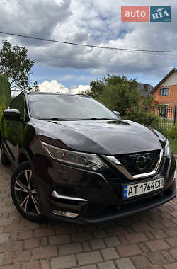 Позашляховик / Кросовер Nissan Qashqai 2017 в 