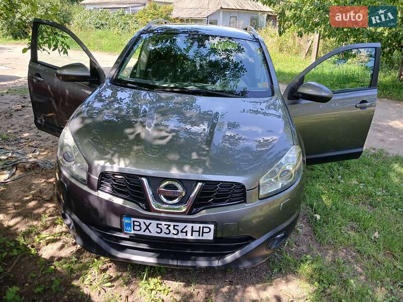 Внедорожник / Кроссовер Nissan Qashqai 2011 в Хмельницком