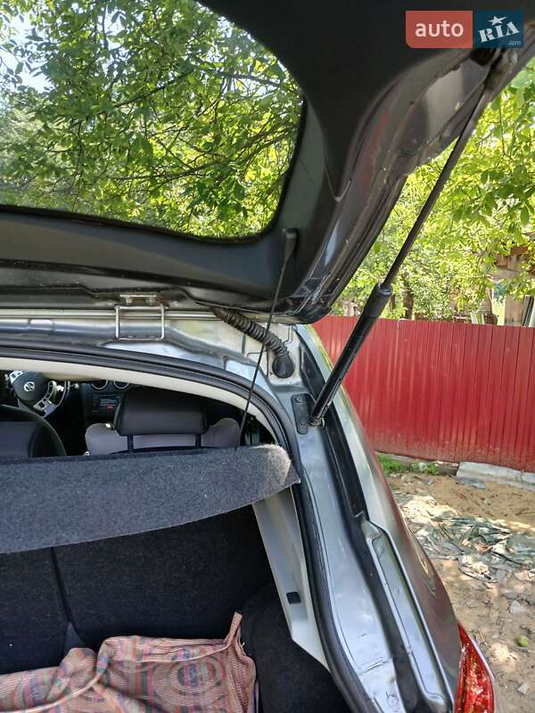 Внедорожник / Кроссовер Nissan Qashqai 2011 в Хмельницком