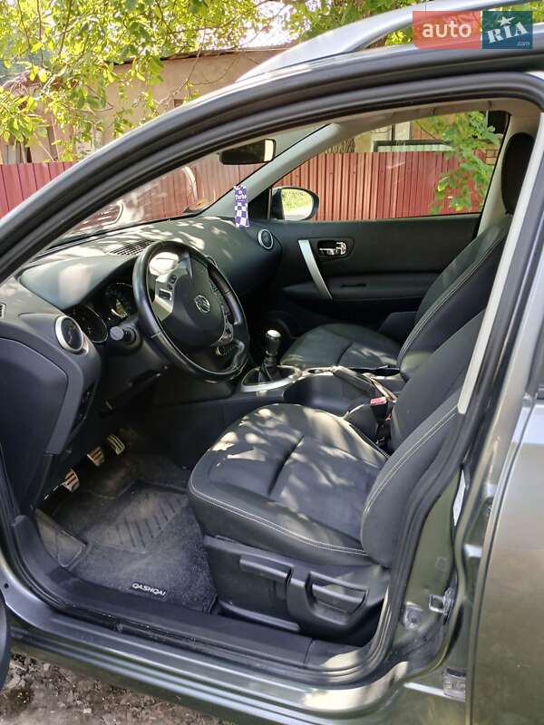 Внедорожник / Кроссовер Nissan Qashqai 2011 в Хмельницком