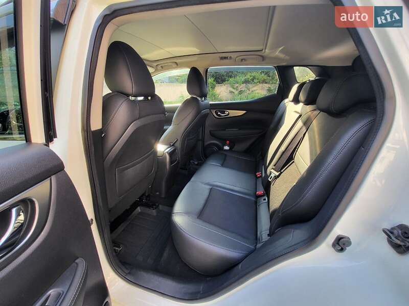 Внедорожник / Кроссовер Nissan Qashqai 2019 в Днепре