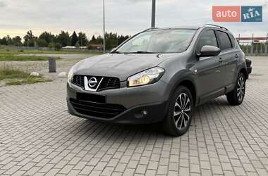 Позашляховик / Кросовер Nissan Qashqai 2011 в Львові