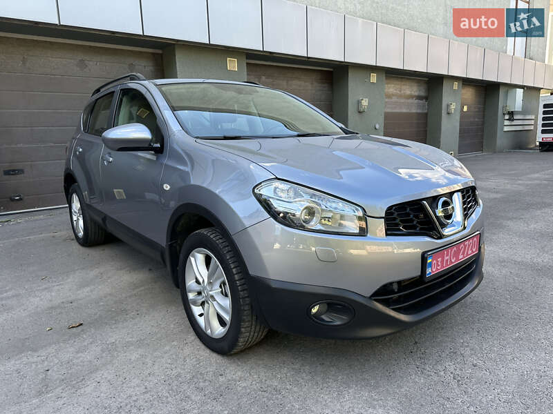 Позашляховик / Кросовер Nissan Qashqai 2012 в Рівному