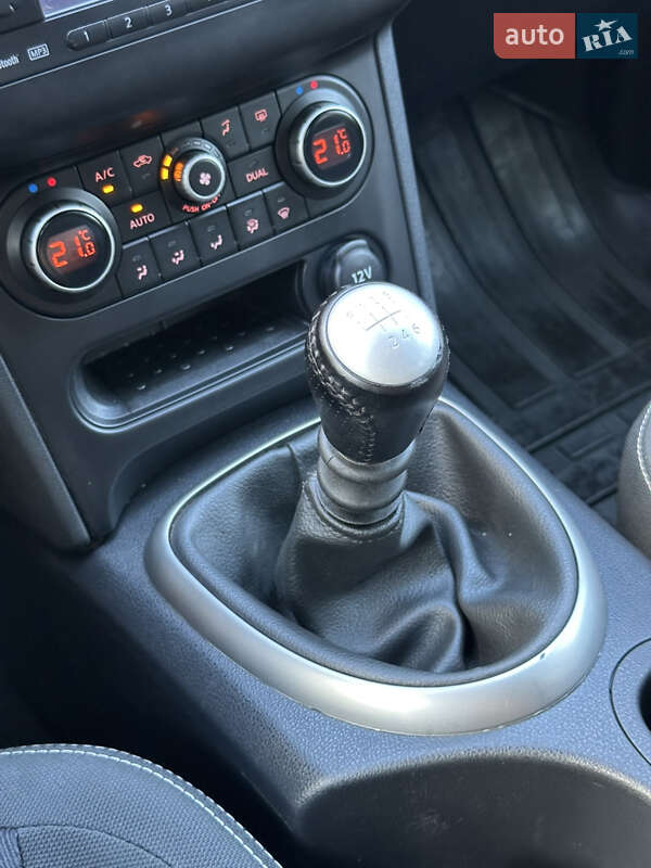 Позашляховик / Кросовер Nissan Qashqai 2012 в Рівному